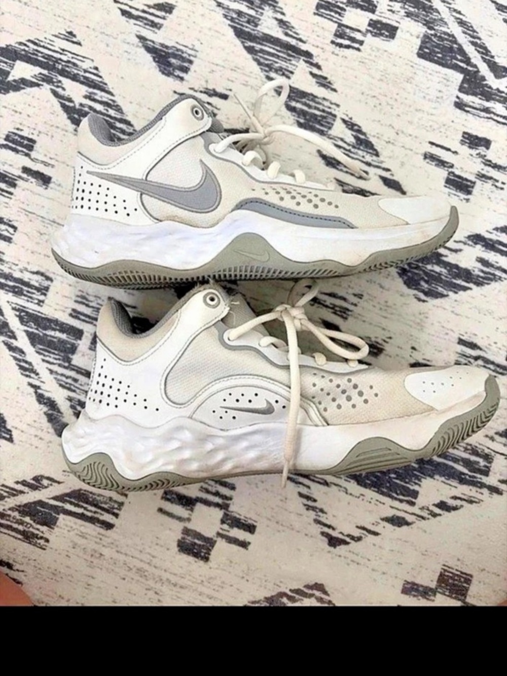 Kids Nike Defy Shoes US 7